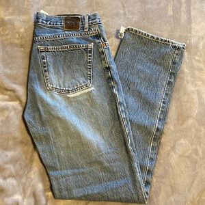 Gap Low Rise Jeans. Size 6R. Circa 2002.